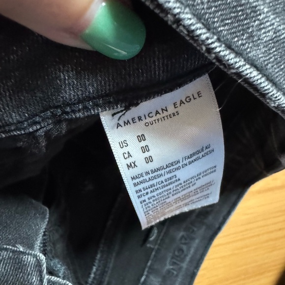 American Eagle Outfitters Denim Shorts - Picture 3 of 3